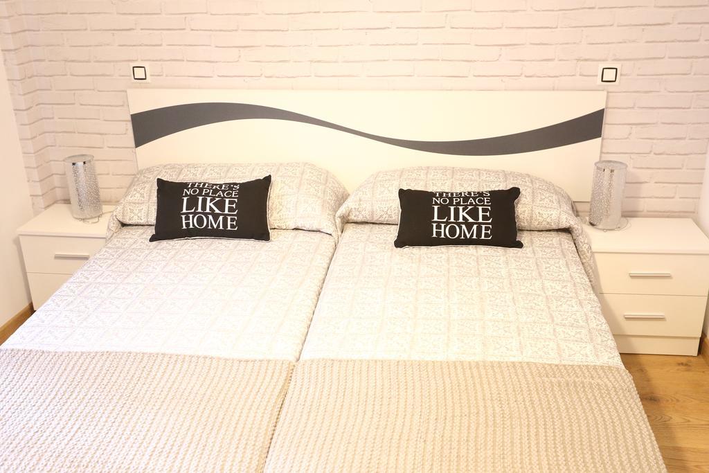 Apartamentos Amaiur 2 เอสเตลลา ภายนอก รูปภาพ