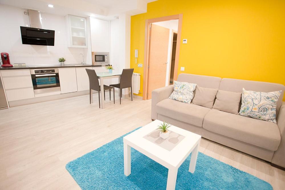 Apartamentos Amaiur 2 เอสเตลลา ภายนอก รูปภาพ